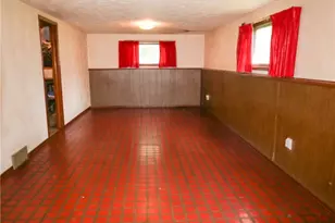 815 W Shore Blvd, Sheffield Lake, OH 44054 - Photo 9