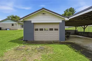 1329 Race St, Zanesville, OH 43701 - Photo 25