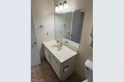 7209 S Churchill Place, Painesville, OH 44077 - Photo 7