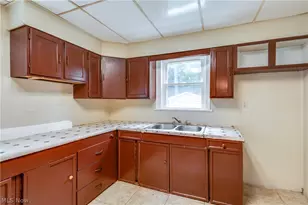 926 Work Dr, Akron, OH 44320 - Photo 7
