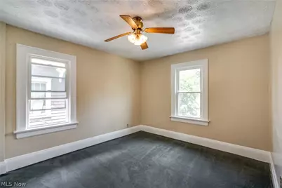 926 Work Drive, Akron, OH 44320 - Photo 13