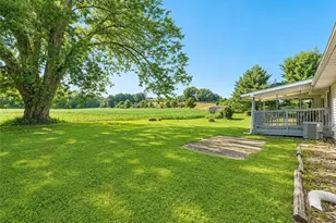 9754 Stonecreek Rd, Newcomerstown, OH 43832 - Photo 7