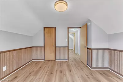 30021 Robert Street, Wickliffe, OH 44092 - Photo 17