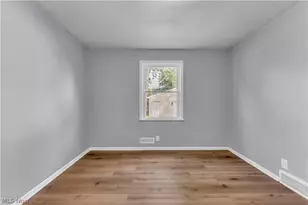 30021 Robert St, Wickliffe, OH 44092 - Photo 13