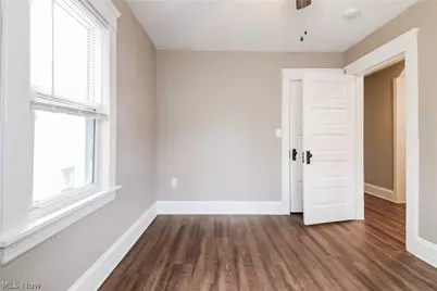 1376 Gladys Avenue, Oakwood, OH 44107 - Photo 17