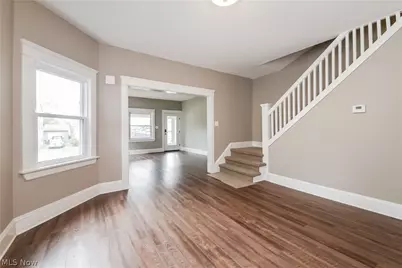 1376 Gladys Avenue, Oakwood, OH 44107 - Photo 5