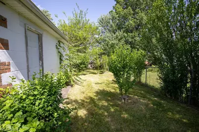 415 N Hartford Avenue, Youngstown, OH 44509 - Photo 5