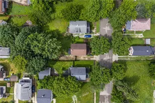 2240 12th St SW, Akron, OH 44314 - Photo 43