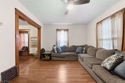 2240 12th Street SW, Akron, OH 44314 - Photo 7