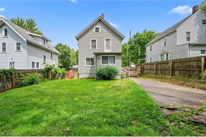 2240 12th Street SW, Akron, OH 44314 - Photo 45