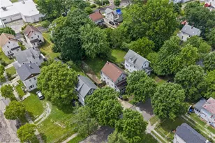 2240 12th St SW, Akron, OH 44314 - Photo 31