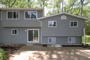 2045 Howard St NE, Hartville, OH 44632 - Photo 39