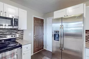 2045 Howard St NE, Hartville, OH 44632 - Photo 13