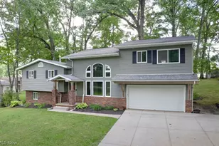 2045 Howard St NE, Hartville, OH 44632 - Photo 37