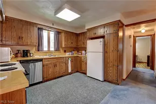 1022 Logan Ave NW, New Philadelphia, OH 44663 - Photo 13