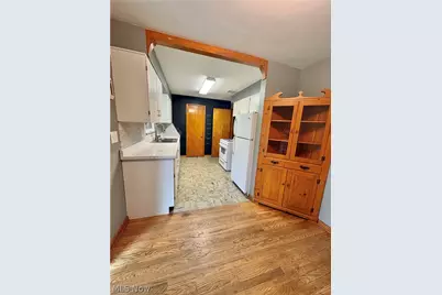 518 Vince Avenue NW, Canton, OH 44708 - Photo 5