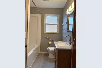 518 Vince Avenue NW, Canton, OH 44708 - Photo 9