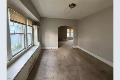 9404 Willard Avenue, Loveland, OH 44102 - Photo 7