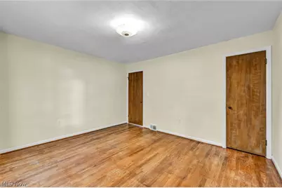 375 Olive Street, Elyria, OH 44035 - Photo 31