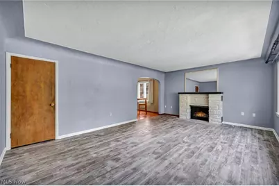 375 Olive Street, Elyria, OH 44035 - Photo 11