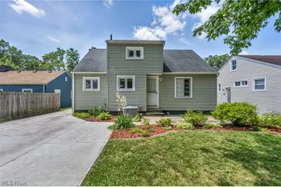 375 Olive Street, Elyria, OH 44035 - Photo 5