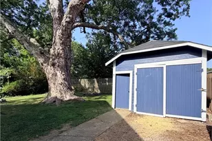 930 Exchange St, Vermilion, OH 44089 - Photo 3