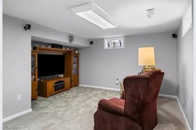 1872 19th Street, Cuyahoga Falls, OH 44223 - Photo 33
