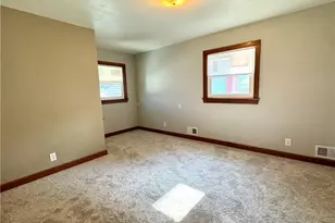 757 Elm St, Coshocton, OH 43812 - Photo 3