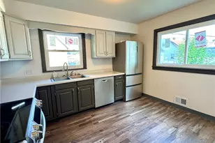 757 Elm St, Coshocton, OH 43812 - Photo 11