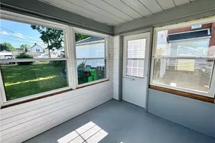 757 Elm St, Coshocton, OH 43812 - Photo 5