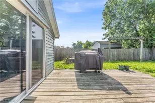 422 W Smith Rd, Medina, OH 44256 - Photo 25