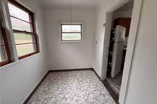 689 Brown St, Akron, OH 44311 - Photo 7