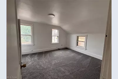689 Brown Street, Akron, OH 44311 - Photo 11
