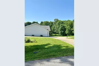 41031 Brown Rd, Bethesda, OH 43719 - Photo 11