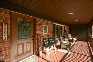 10953 Ambler Ln, Mantua, OH 44255 - Photo 3