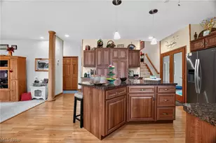 12 Lake Breeze Dr, Conneaut, OH 44030 - Photo 3