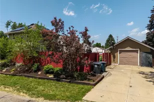 33 Pfeiffer Ave, Akron, OH 44312 - Photo 3