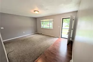 18015 Hillcrest Dr, Lake Milton, OH 44429 - Photo 23