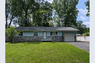 18015 Hillcrest Drive, Lake Milton, OH 44429 - Photo 3