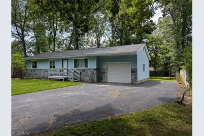 18015 Hillcrest Drive, Lake Milton, OH 44429 - Photo 7