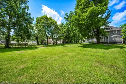 1318 3rd Street SE, Massillon, OH 44646 - Photo 45