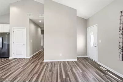 12180 Township Rd 8 NE, Crooksville, OH 43731 - Photo 11