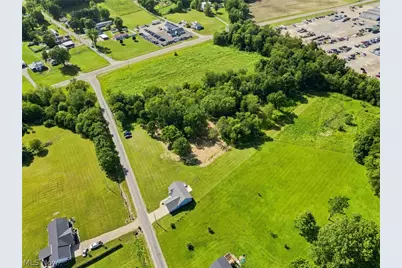 12180 Township Rd 8 NE, Crooksville, OH 43731 - Photo 37