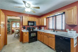 4890 Belden Park Dr NW, North Canton, OH 44720 - Photo 19