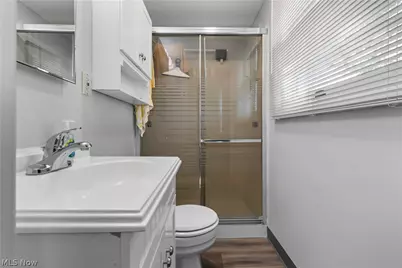 4506 Honeysuckle Drive, Green, OH 44720 - Photo 15
