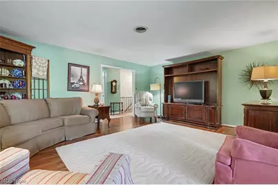671 S Sheraton Drive, Akron, OH 44319 - Photo 17