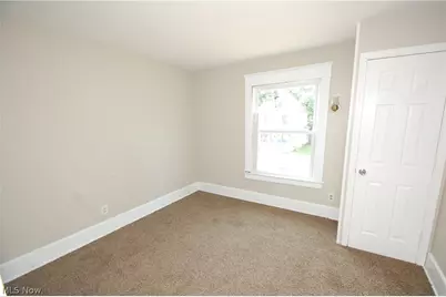 360 W Delason Avenue, Youngstown, OH 44511 - Photo 9