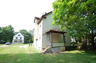 360 W Delason Ave, Youngstown, OH 44511 - Photo 3