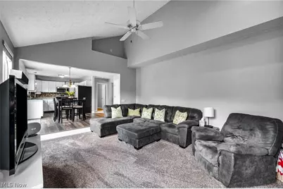 1174 Brittany Boulevard, Akron, OH 44312 - Photo 3