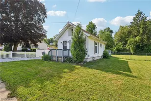 174 Yonker St, Barberton, OH 44203 - Photo 3